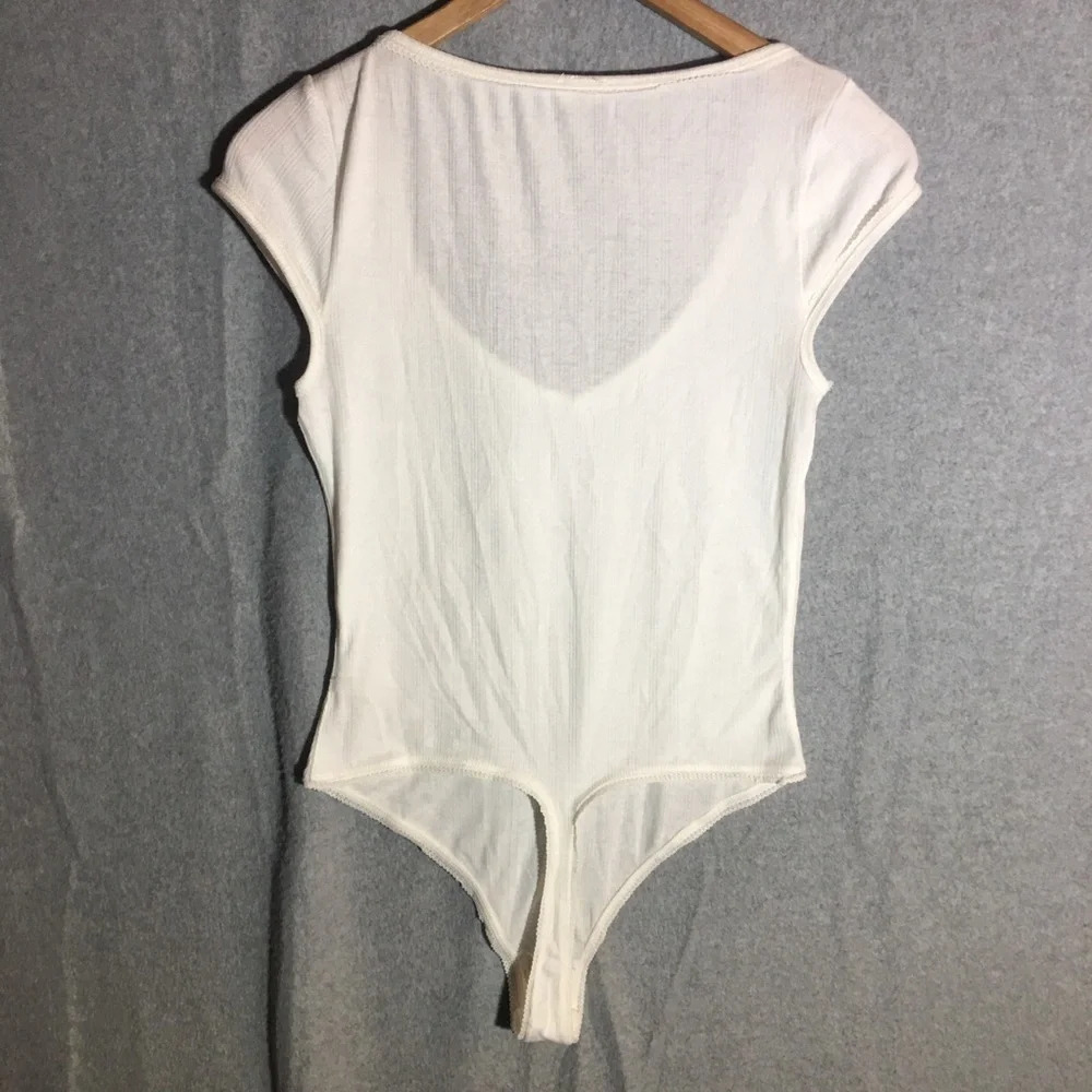 Womens NWOT Free People Bodysuit Cap Sleeve Boho Beachy Cottage Core Feminine - Picture 6 of 7
